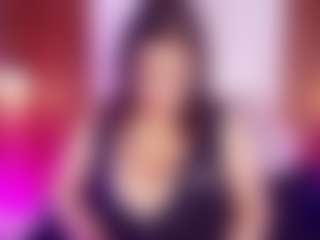 Live cam show with Stefy Harris - Nipple Piercings on Latina Girls