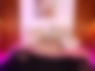 Live cam show with Stefy Harris - Middle Aged on Livezox