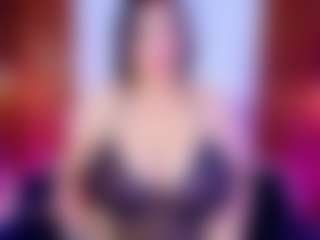 Live cam show with Stefy Harris - Squirt MILF on UwU Esports