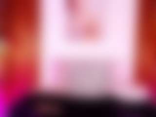 Live cam show with Stefy Harris - Fetish MILF on live.xheat.ai