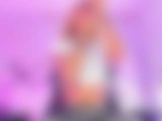 Live cam show with StyleQueen17 - Brown Eyes on googirlz
