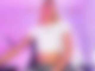 Live cam show with StyleQueen17 - Nipple Piercings on Fit Hotties