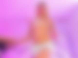 Live cam show with StyleQueen17 - No Smoking on Camsoda