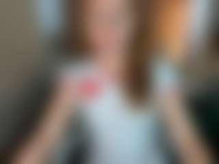 Live cam show with Vicki-Milles - Deepthroat on xxxlivecams.org