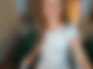 Live cam show with Vicki-Milles - Sexy on CamwithHer