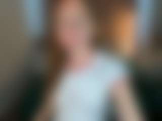 Live cam show with Vicki-Milles - Eating Pussy on Gym Cam Girls