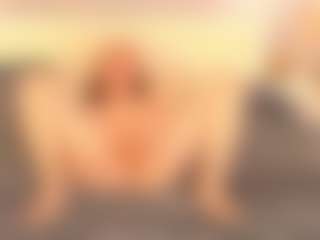 Live cam show with Vicki-Milles - College on Streamer API