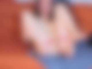 Live cam show with Vicki-Milles - Oil on camwithhim.com