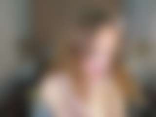 Live cam show with Vicki-Milles - Brown Hair on Cam Slut