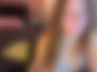 Vicki-Milles's Live Sex Cam Show
