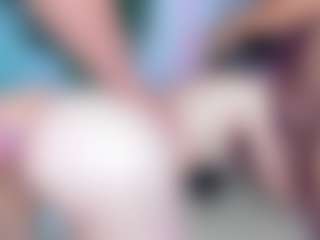 Spettacolo in cam dal vivo con web-stars - Spank su Camsoda