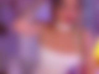 Live cam show with aitana01 - Spanking on studioflirtlive.com