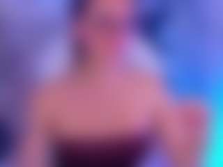 Live cam show with aitana01 - Nipple Piercings on Camsoda