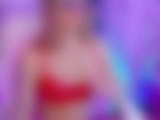 Live cam show with aitana01 - Submissive on CamSodaAdn