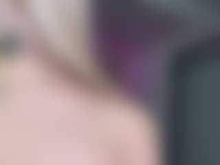 Ariana-romero19