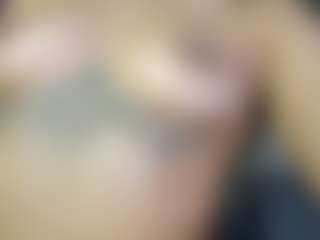 Ariana-romero19
