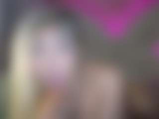 Ariana-romero19