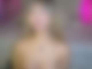 Ariana-romero19