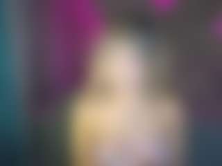 Ariana-romero19
