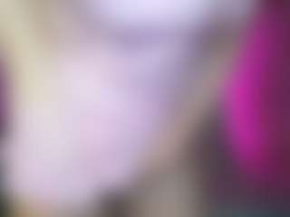 Ariana-romero19