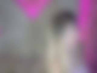 Ariana-romero19