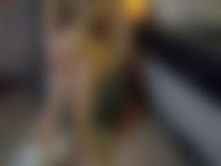 Live cam show with Ariana-bb - College Teen (18+) on Milf Play