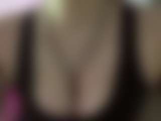 Live cam show with Marian - Shaved Pussy on Taboo Cams XXX