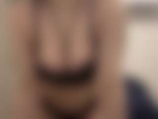 Live cam show with Marian - Body Massage on crypto-cams