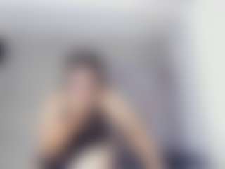 Live cam show with Debora-Dark - Facial on camtv