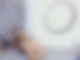 Live cam show with Debora-Dark - Facial on EXY