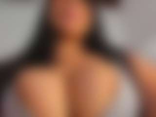Live cam show with Emma da Silva - Striptease on AdultVida.com