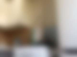 Live cam show with GwendaWanders - Facial Piercings on StripNow