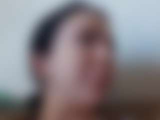 Live cam show with GwendaWanders - Facial Piercings on Milfs Live