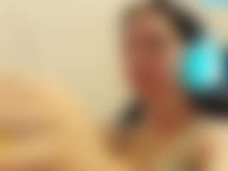 Live cam show with GwendaWanders - Genital Piercings on Camsoda