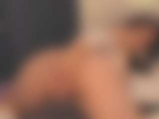 itsliaa's Live Sex Cam Show