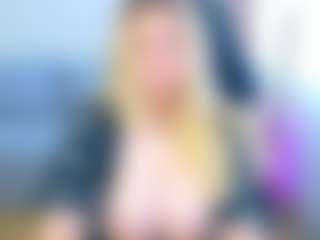 JuliaWatson66's Live Sex Cam Show