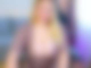 JuliaWatson66's Live Sex Cam Show