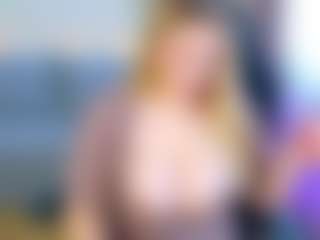 JuliaWatson66's Live Sex Cam Show