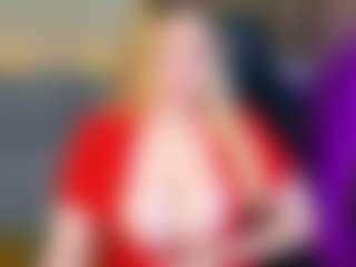 JuliaWatson66's Live Sex Cam Show