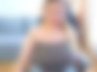 JuliaWatson66's Live Sex Cam Show