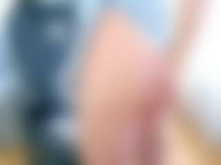 JuliaWatson66's Live Sex Cam Show