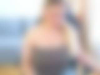JuliaWatson66's Live Sex Cam Show