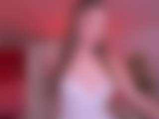 Live cam show with KateFoxxys - New Big Tits on Camsoda