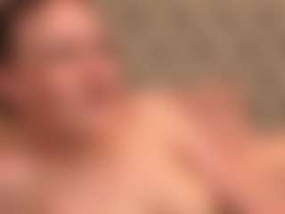 Live cam show with LeilaBie - Fingering on SpunkLive