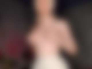 Live cam show with LupeRuthenberg - Butt Plug on Camsoda