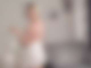 Live cam show with LupeRuthenberg - Blue Eyes on fapnchat