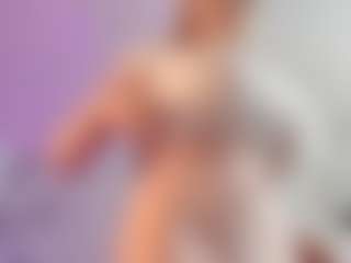Live cam show with LupeRuthenberg - Blue Eyes on sexytreat.net