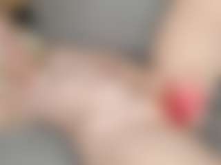 Live cam show with LupeRuthenberg - Butt Plug on Camsoda