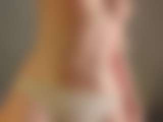 Live cam show with LupeRuthenberg - Body Massage on Camsoda
