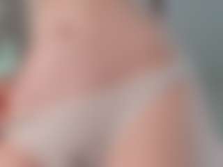 Live cam show with LupeRuthenberg - Blonde Hair on Free Soda